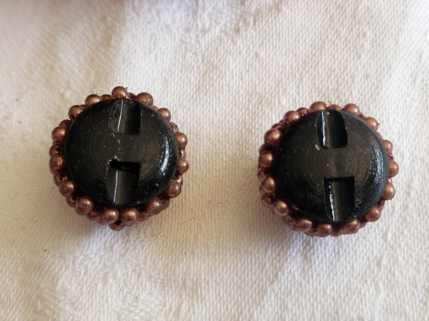 Duo boutons anciens torsade perle main bijoux parurier 2 cm D19K
