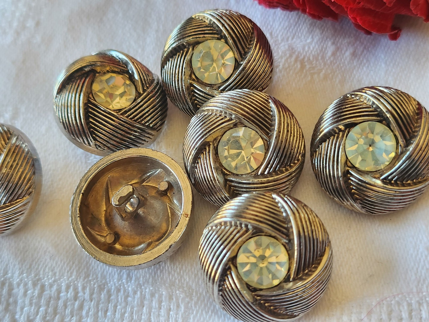 Lot 7 boutons vintage à pied argenté strass en verre acrylique 2,2 cm ref 4959