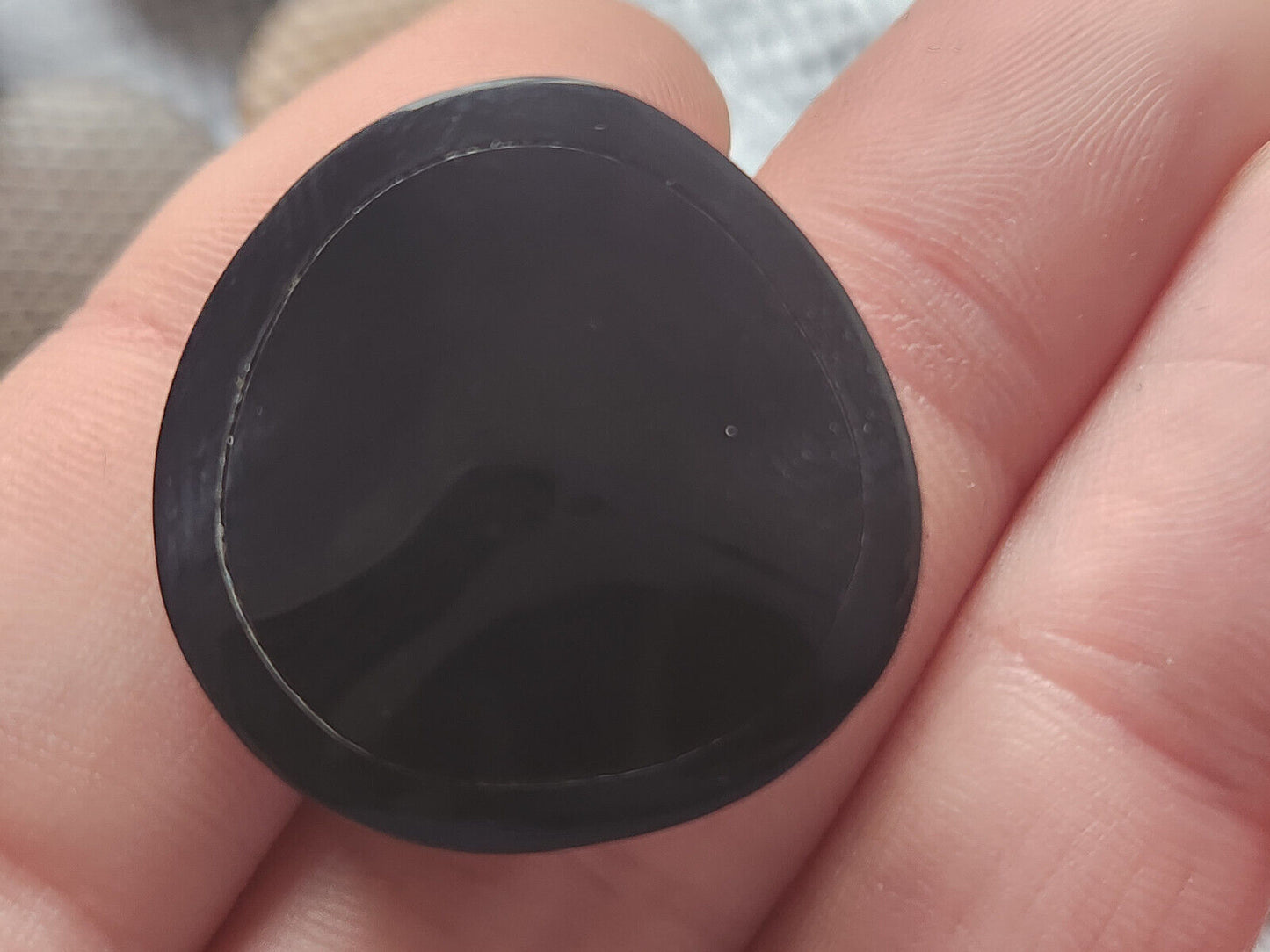 Collection bouton ancien noir épais gros pied 2,8 cm ref 4695