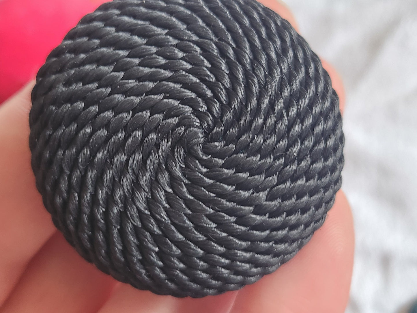 Enorme bouton vintage ancien passementerie noir 4,7 cm ou 47 mm ref 1483