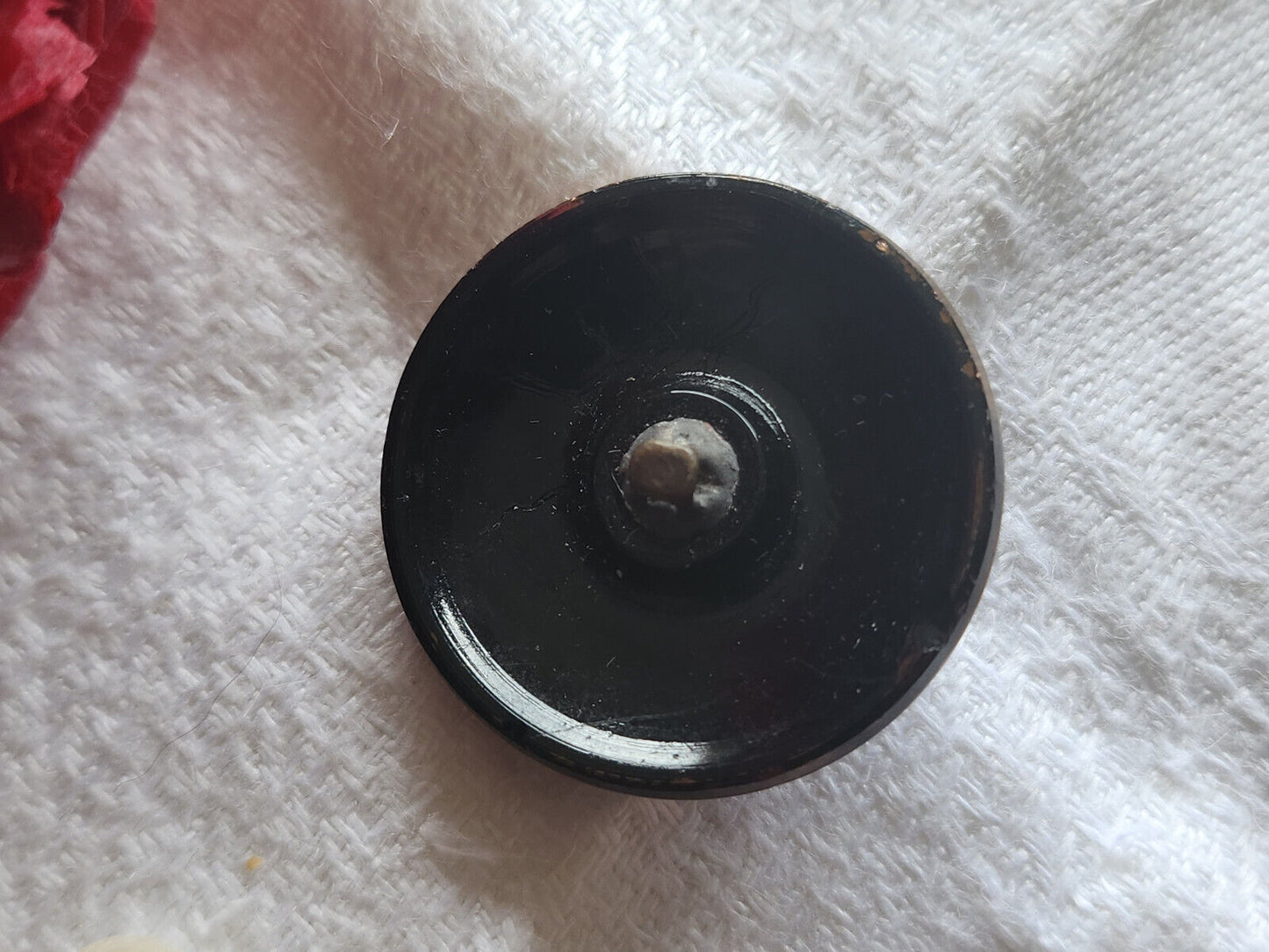 Bouton ancien en verre noir marron motif damas pied metal 2,6 cm D14C
