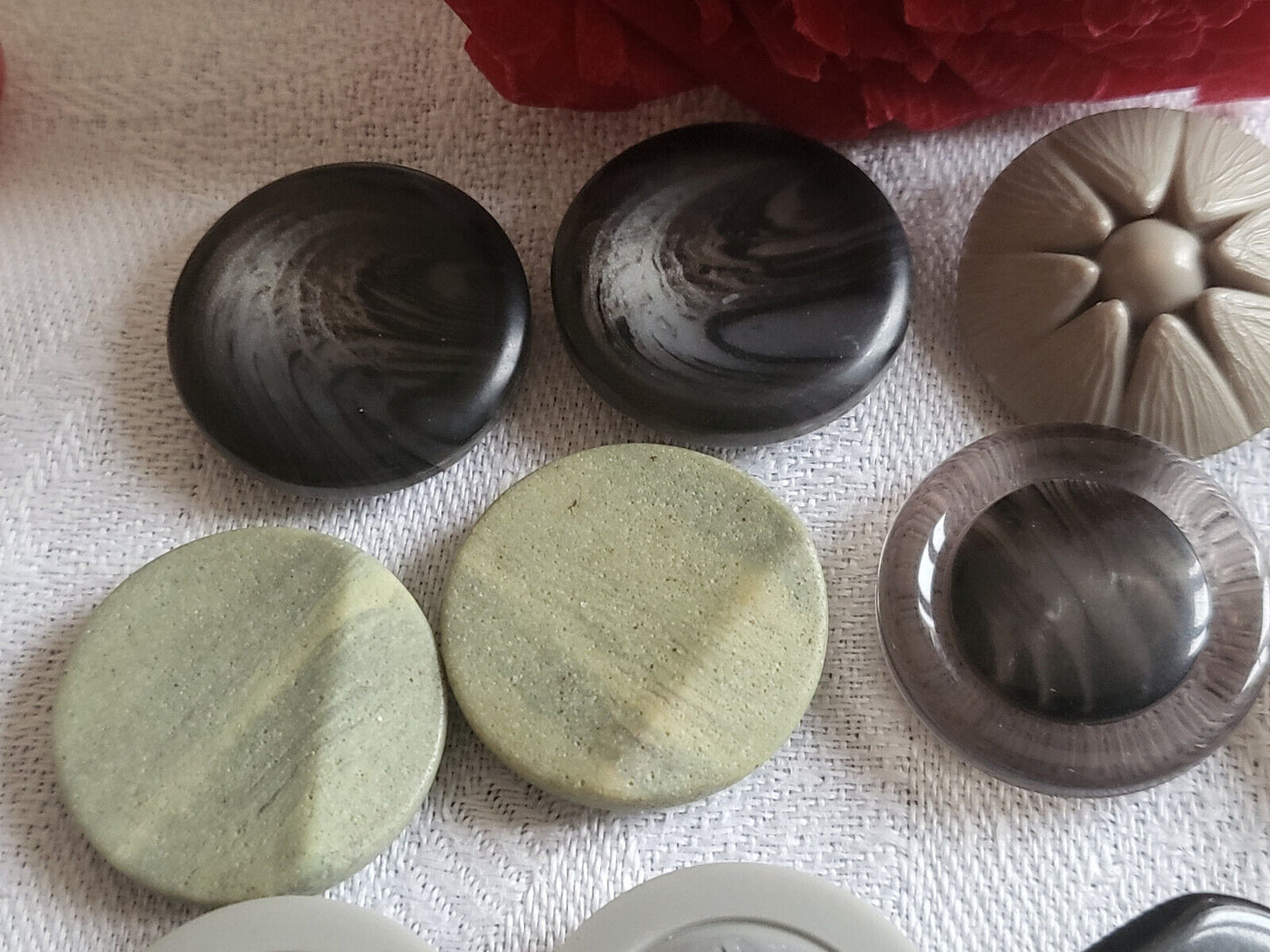 Panaché lot 6 paires de boutons vintage 12 gris pied 1,9 à 2,3 cm ref 367