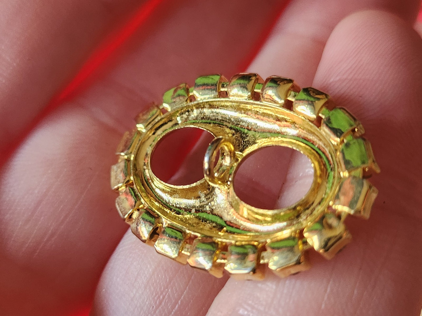 Gros bouton vintage métal masque strass ovale 3,2 cm bijoux ref 2866