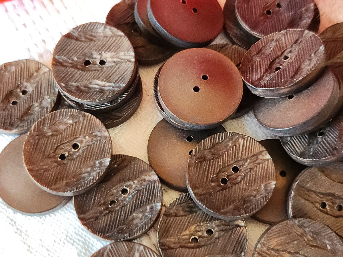 Lot 27 boutons vintage marron mat effet texturé trou 1,8 cm ou 18 mm ref 3983