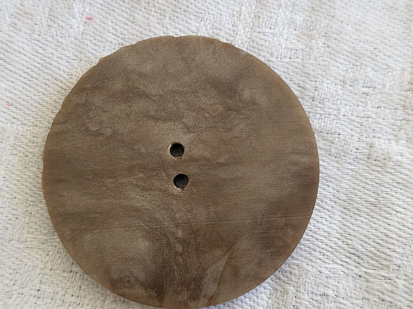 Gros bouton ancien art deco marron marbré travaillé manteau 4 cm ref 2270