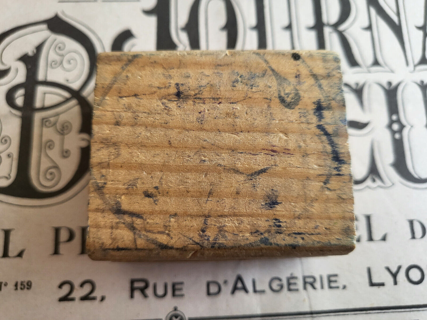 Tampon ancien frise idéale broderie feston citrouille ?? collection 5,3 cm T19