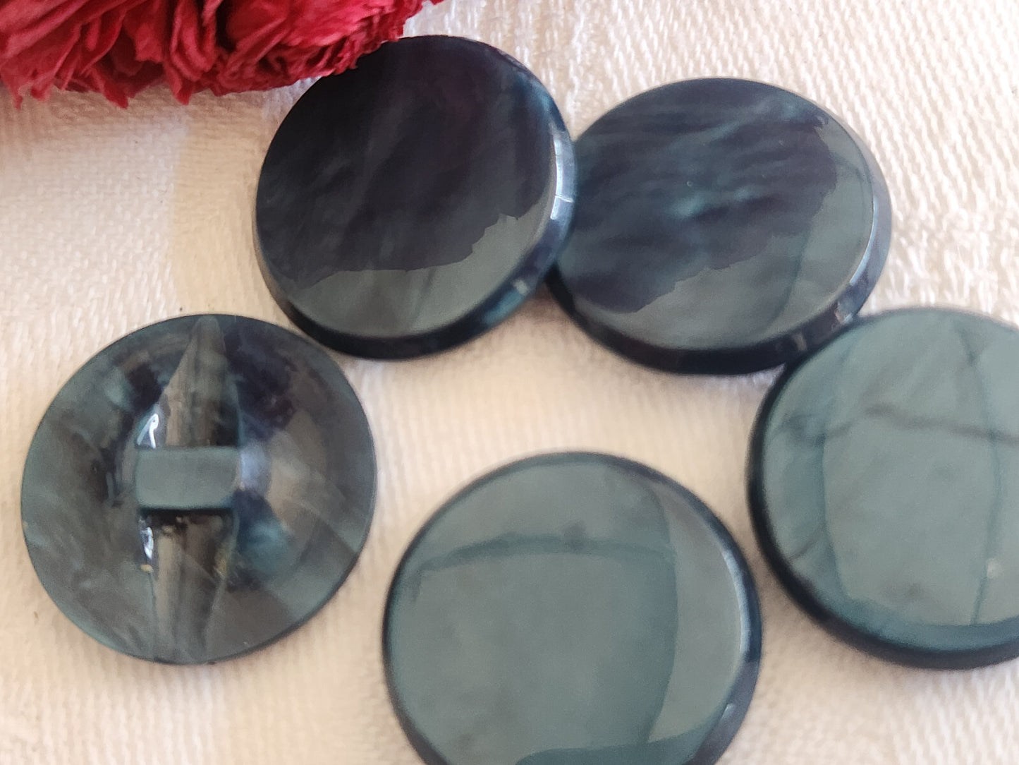 Lot 5 boutons vintage bleu maarbré pied 2 cm ref 768