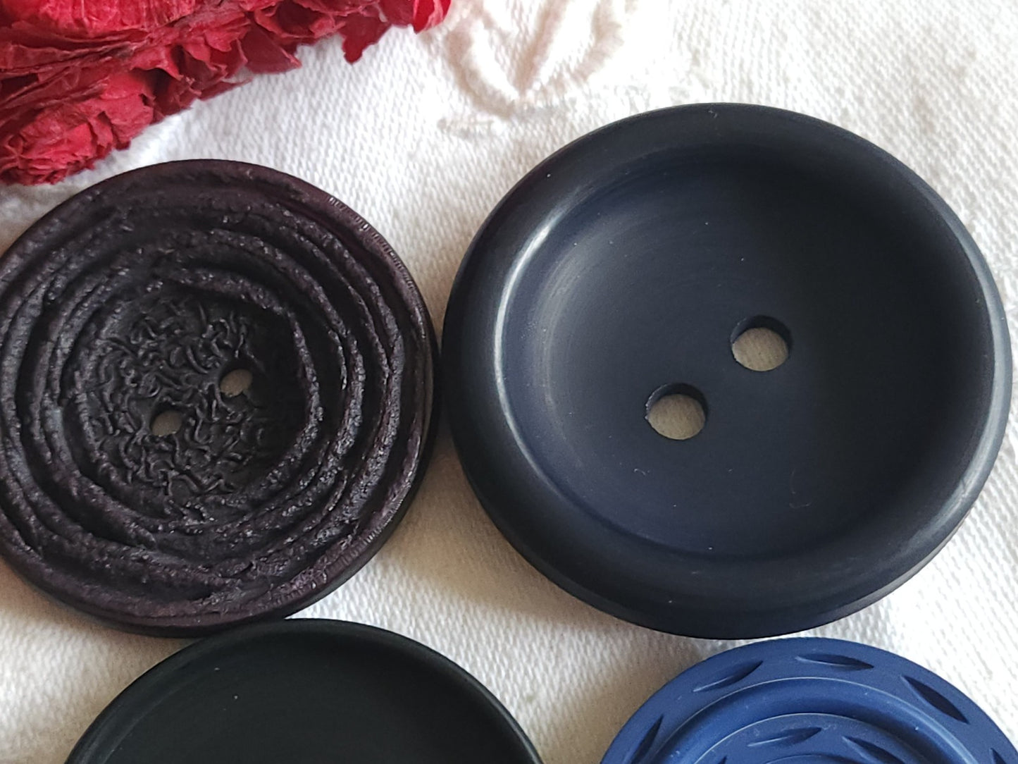 Lot 6 énormes boutons vintage 3,8 à 4,8 cm manteaux XXL ref 6068