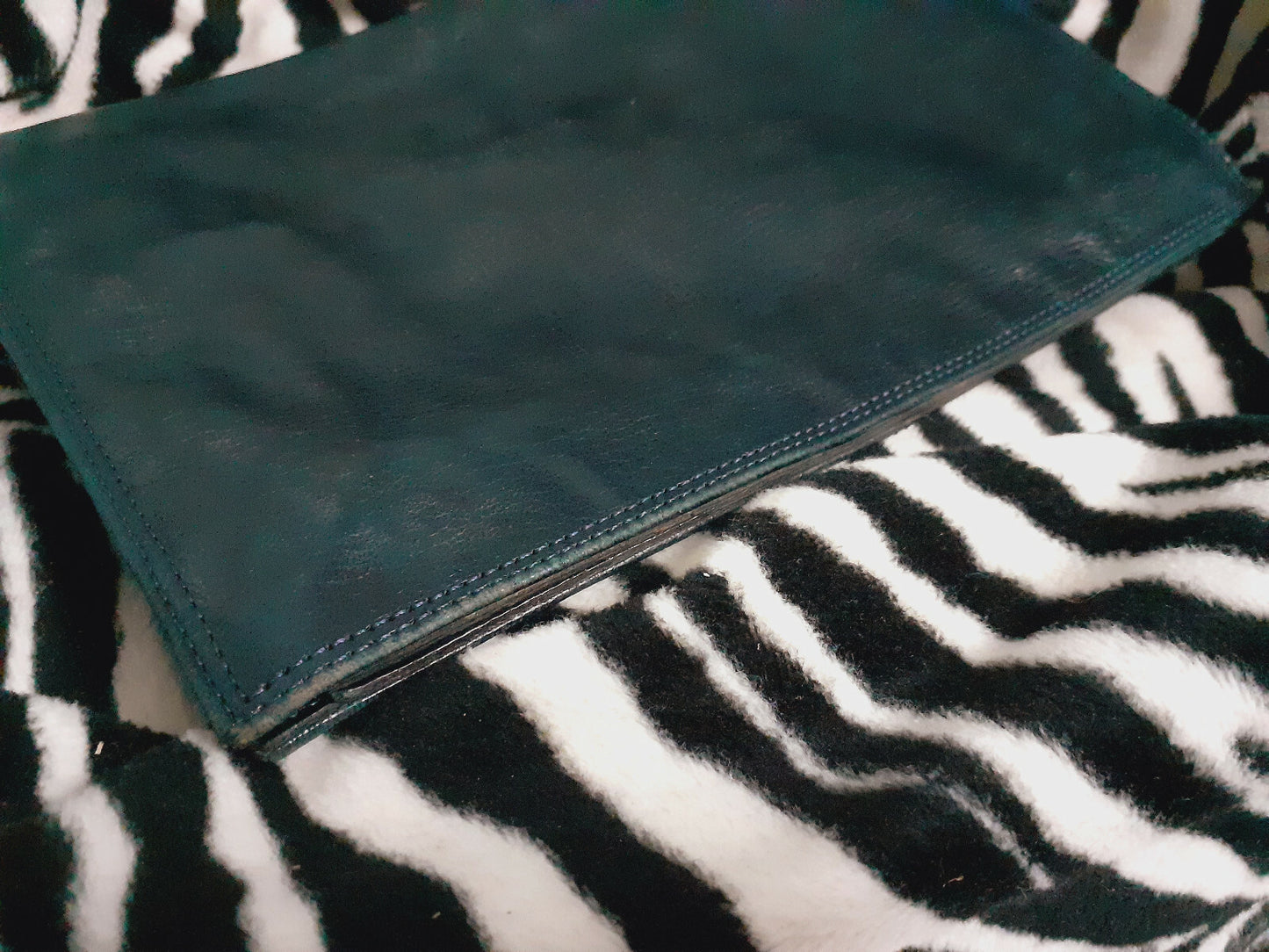 Ancien sac en main bleu marine retro vintage pochette A11