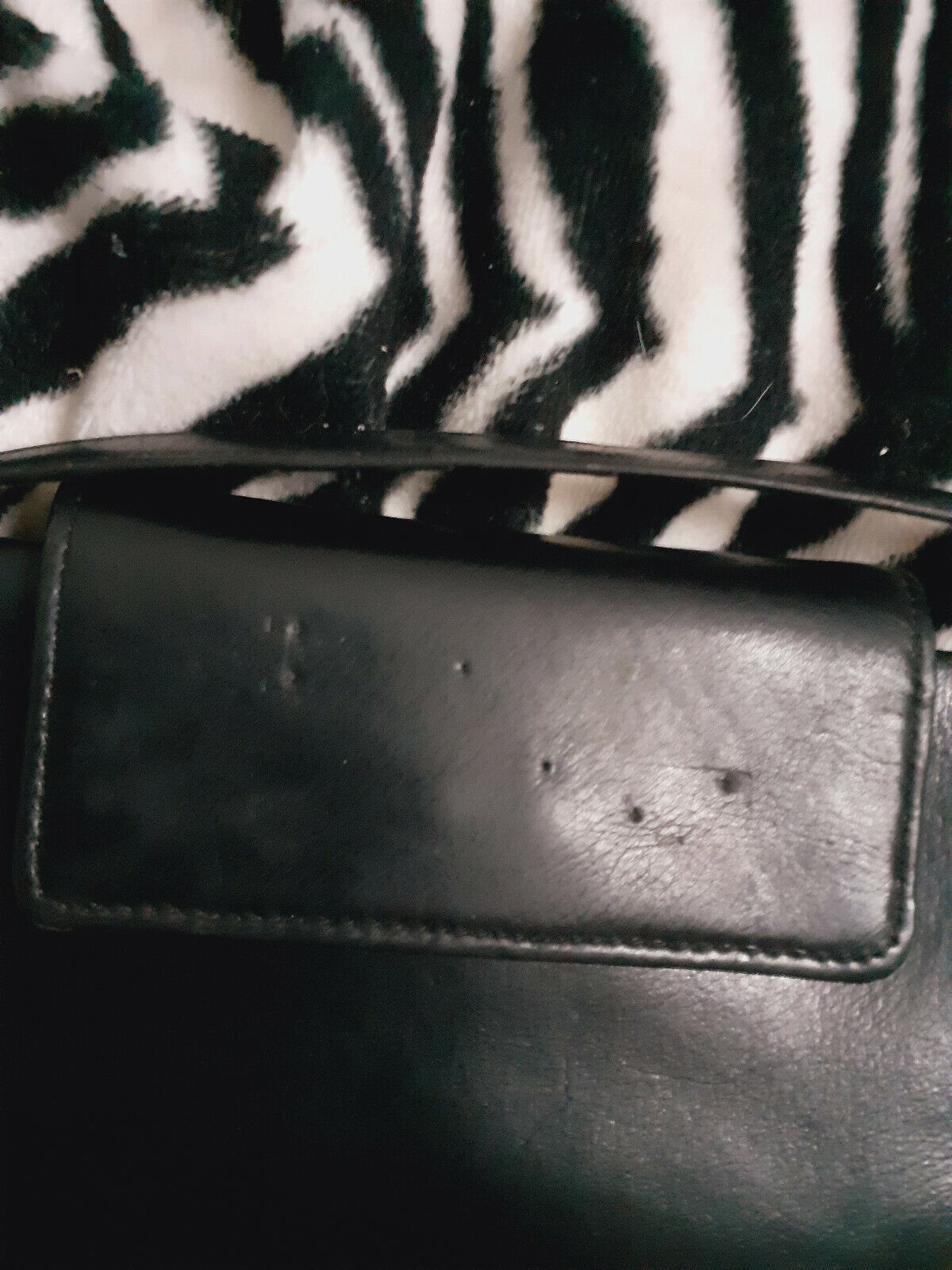 Ancien sac en main en cuir noir à customiser retro vintage pochette A12