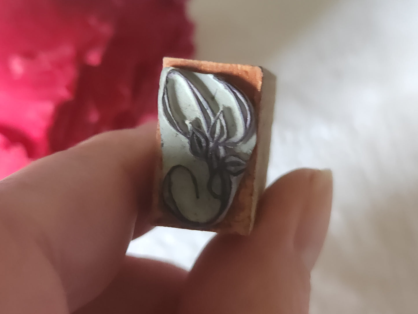 Petit tampon ancien monogramme C broderie feston collection couture mercerie