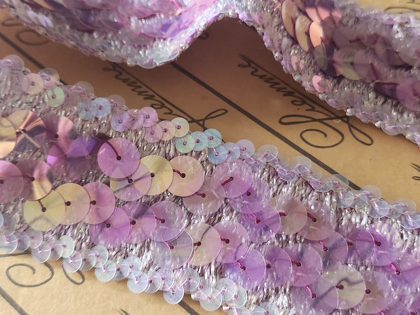 Superbe galon vintage trés large sequin mordoré 3 mètres sur 4 cm rare B7