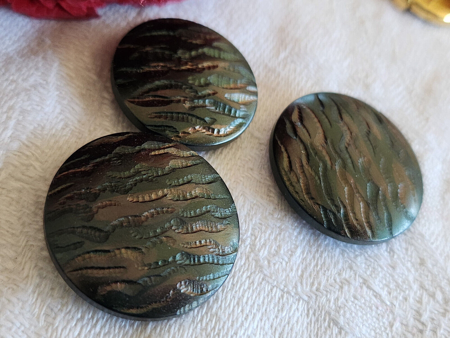 Trio boutons vintage marron vert métalisé à pied charmants 2,2 et 2 cm D13A