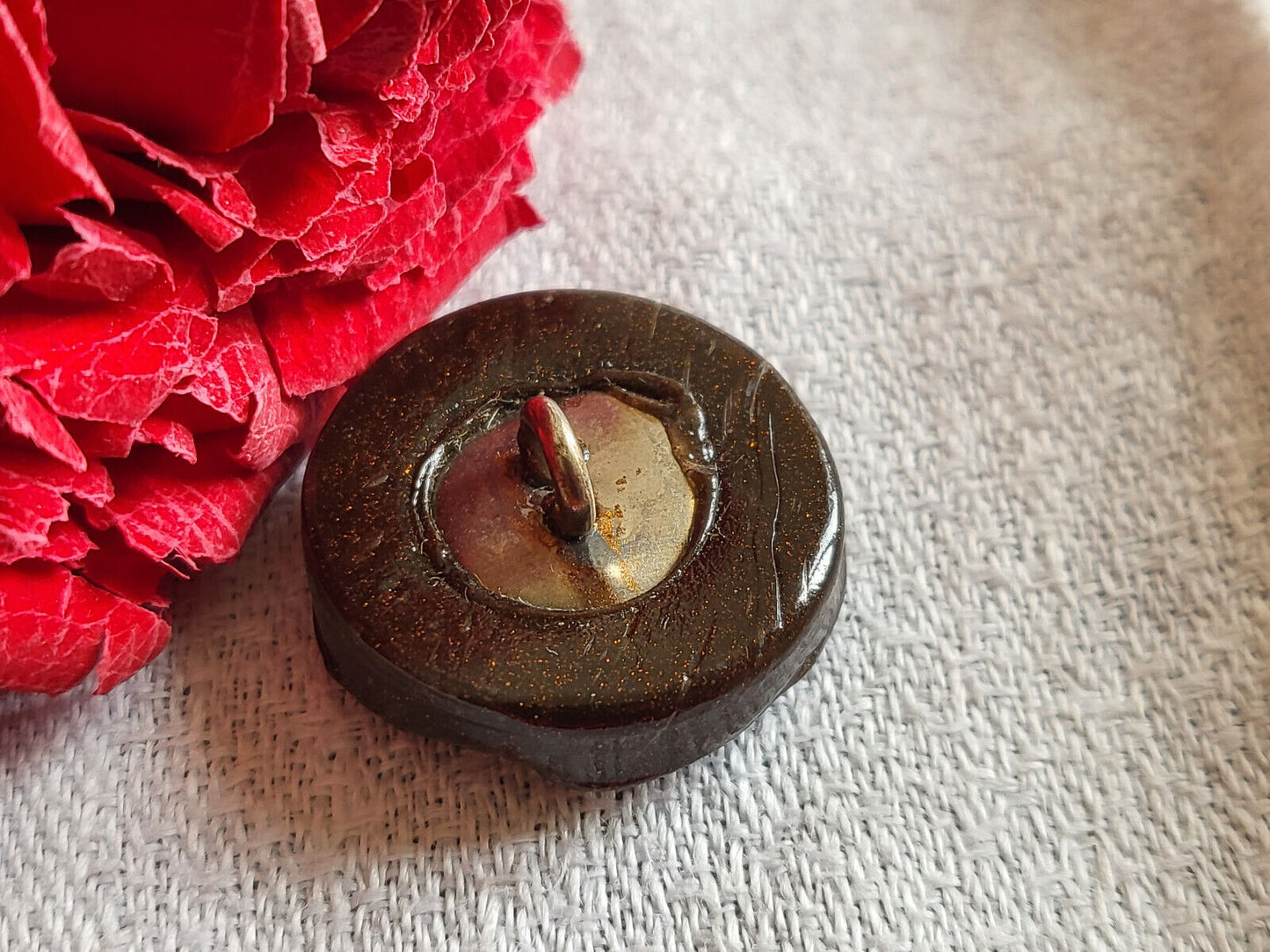 Bouton vintage en résine cœur en cuir marron diamètre 2,2 cm D17A