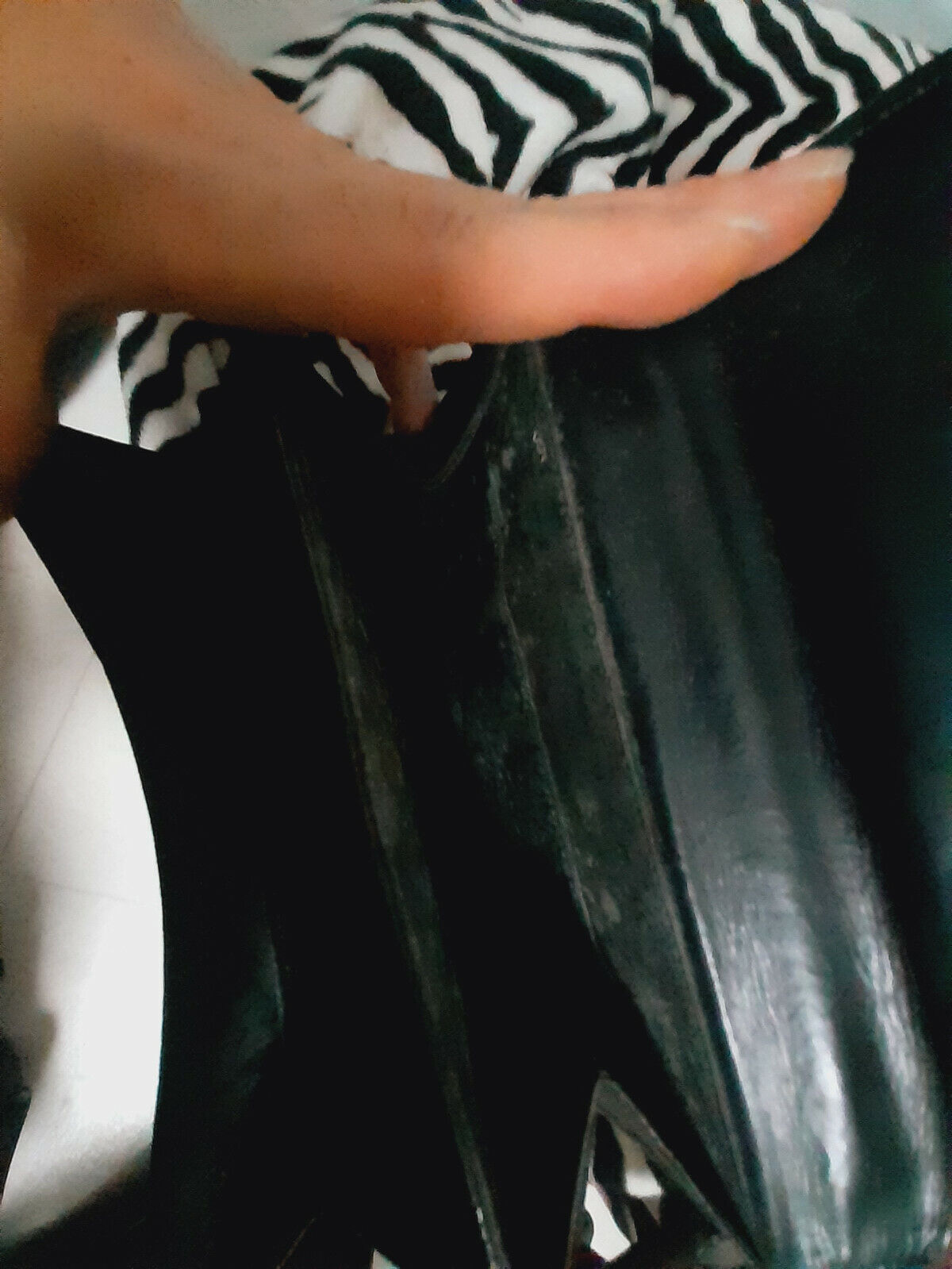 Ancien sac en main noir motif alveole retro vintage A13