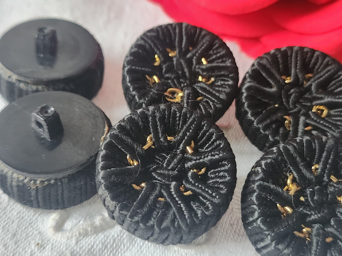 Lot 6 gros boutons passementerie année 90 pied 2,7 cm ref 1345