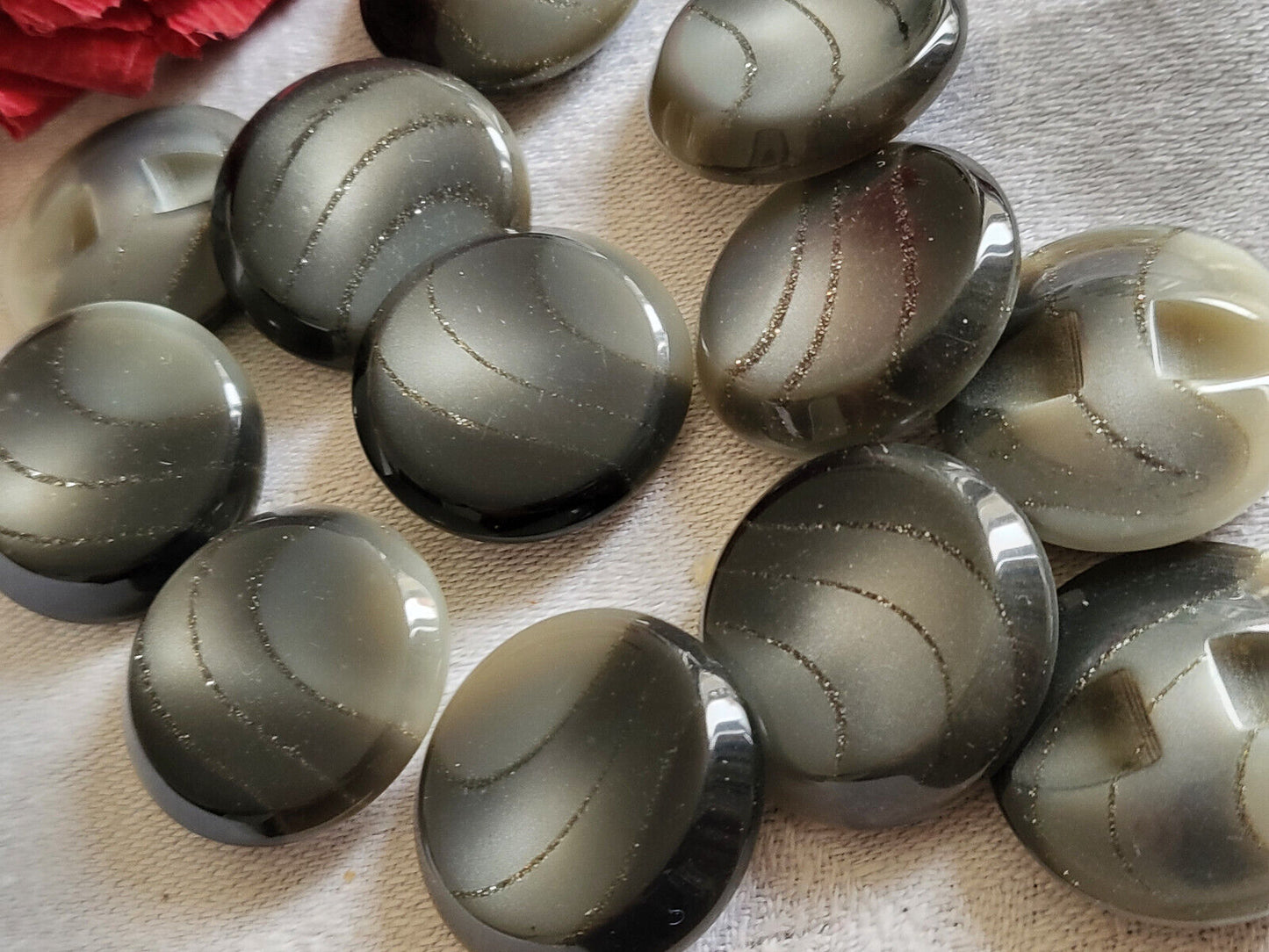 Lot 6 boutons vintage gris à vague paillette à pied 2,2 cm ref 988