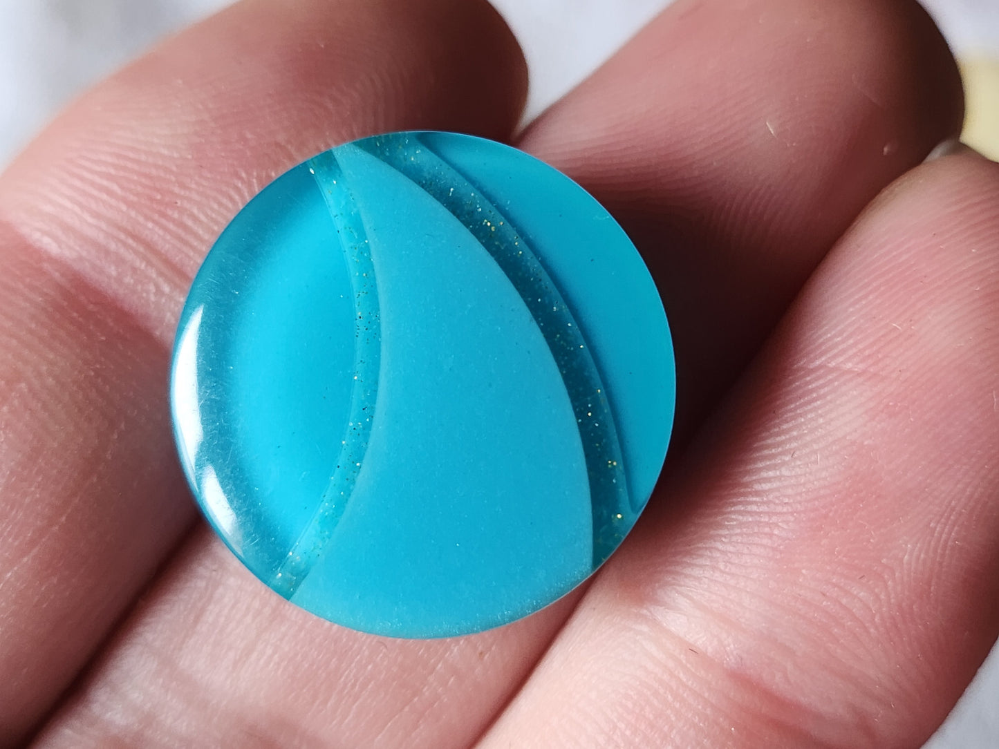 Lot 4 ravissants boutons vintage bleu inclusion paillette pied 2,1 cm ref 1764