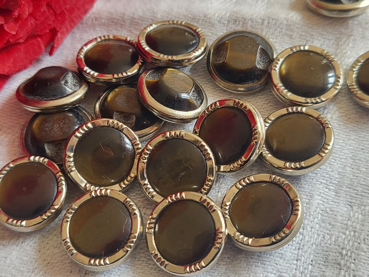 Lot 15 petit boutons vintage marron monture métal pied 1,2 cm ref 1497