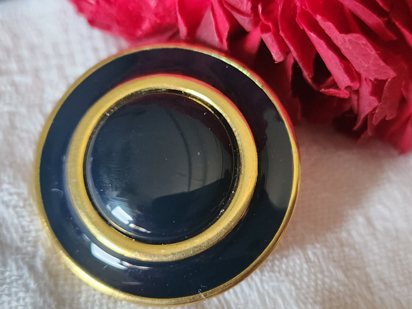Gros bouton vintage en métal doré style chapeau bleu lourd 3,1 cm ref 3140