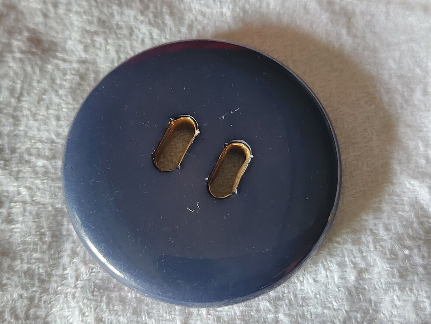 Enorme bouton vintage bleu/gris large passants doré 4,4 cm ref 4720