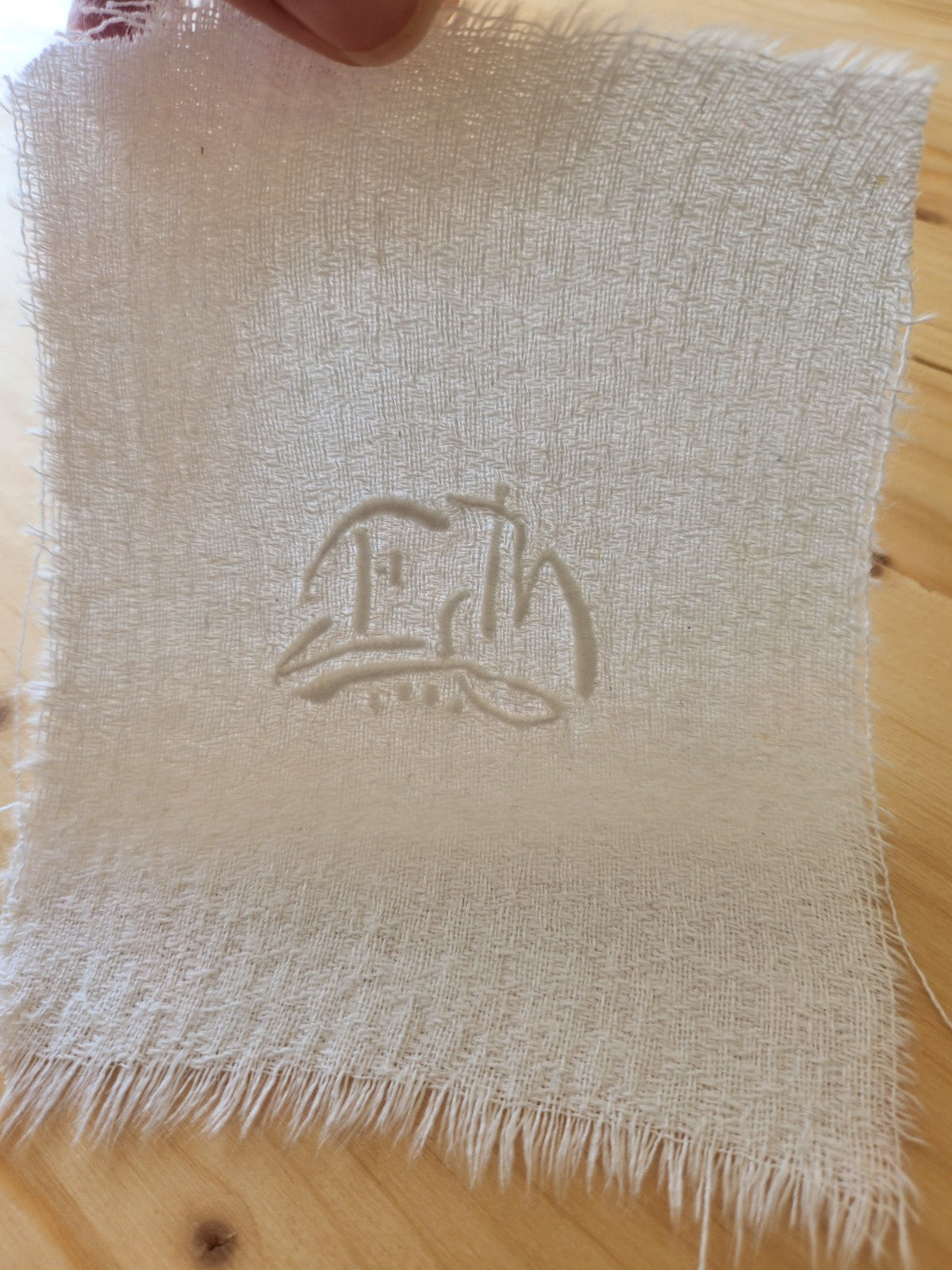 Ancien monogramme ancien FM 3,2 cm sur 5 cm T8