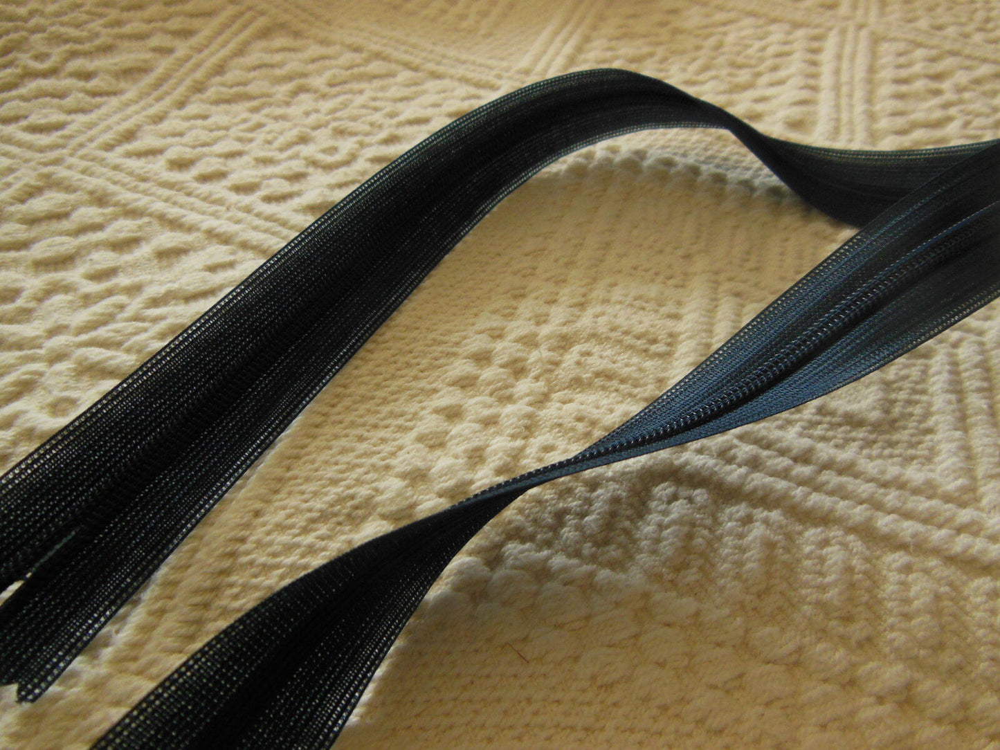 Fermeture éclair 50 cm bleu foncé invisible non- séparable A 89 couture robe