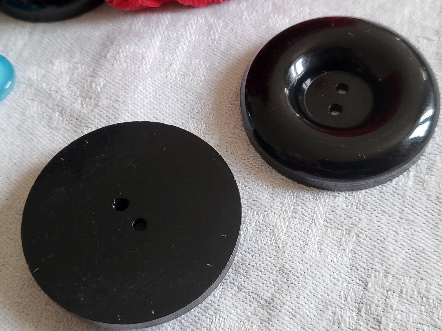 Duo gros boutons ancien noir large rebord épais 3,8 cm ref 1605 manteau