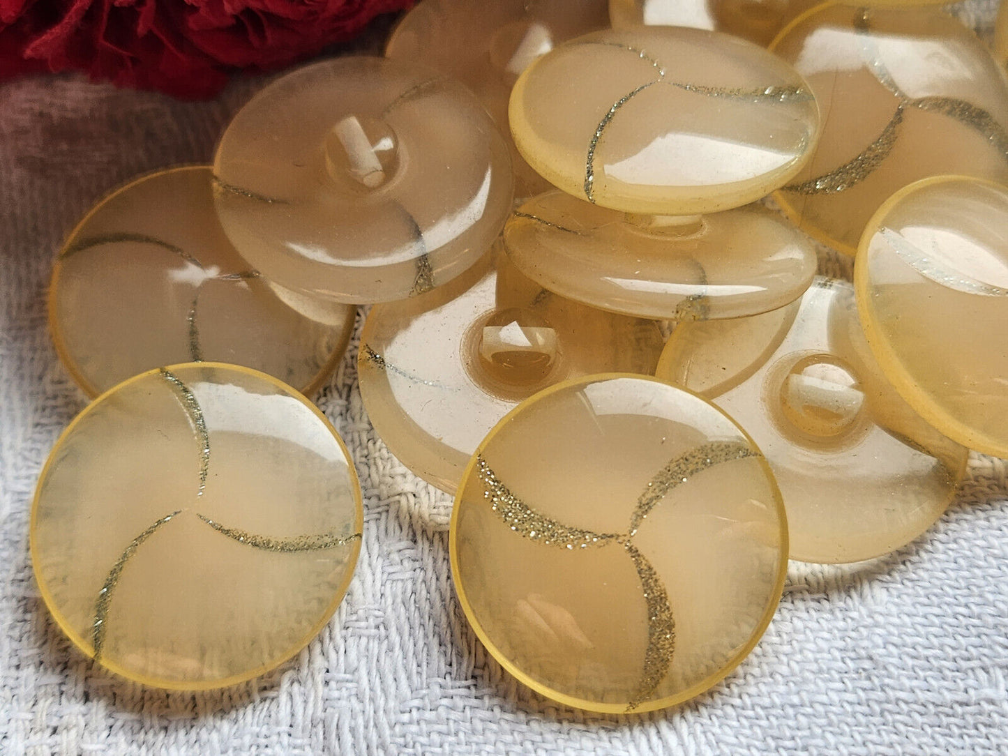 Lot 7 jolis boutons vintage veine argenté paillette pied 2 cm ref 3120