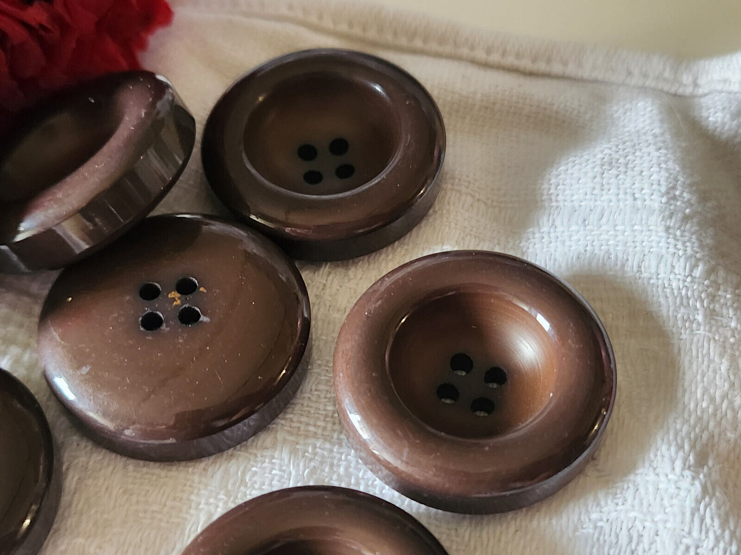 Lot 6 gros boutons vintage marron épais foncé trou 2,6 cm ref 2171