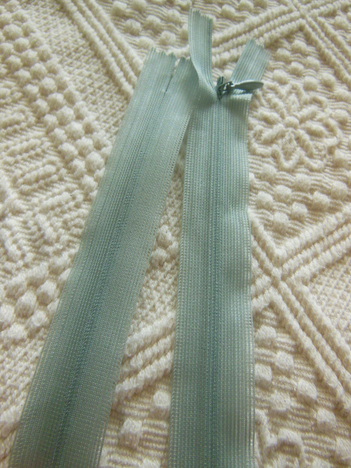 Fermeture éclair 50 cm bleu charron invisible non- séparable A5