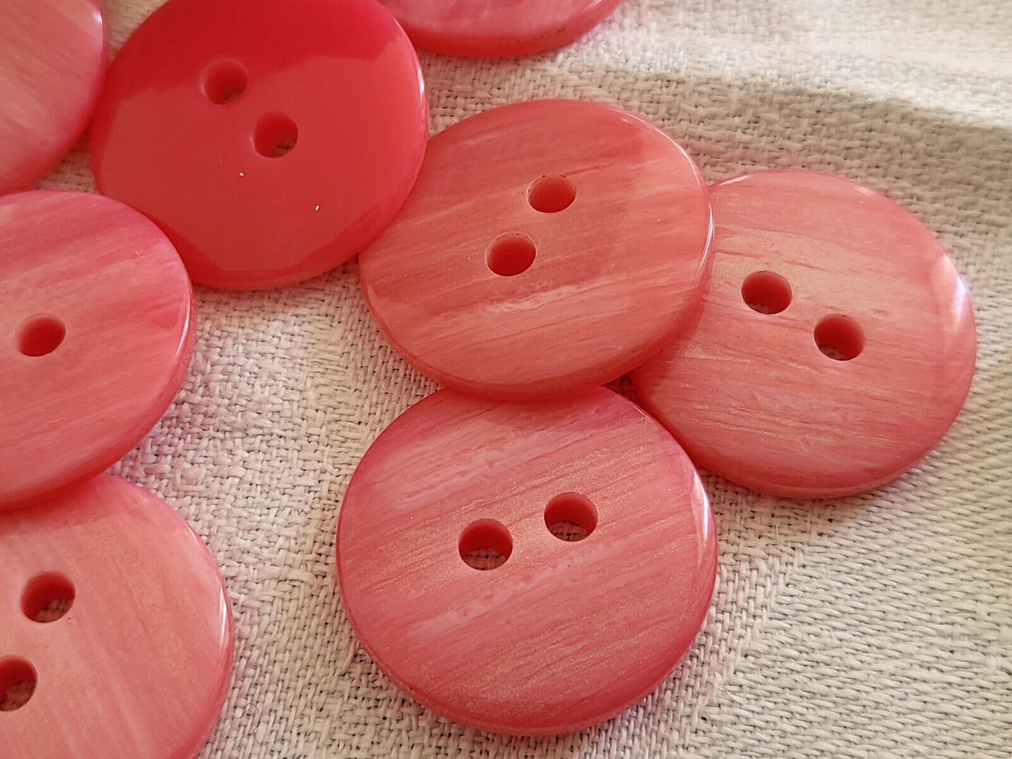 Lot 12 lumineux boutons rose reflet mordoré à trou vintage 2 cm ref 5898