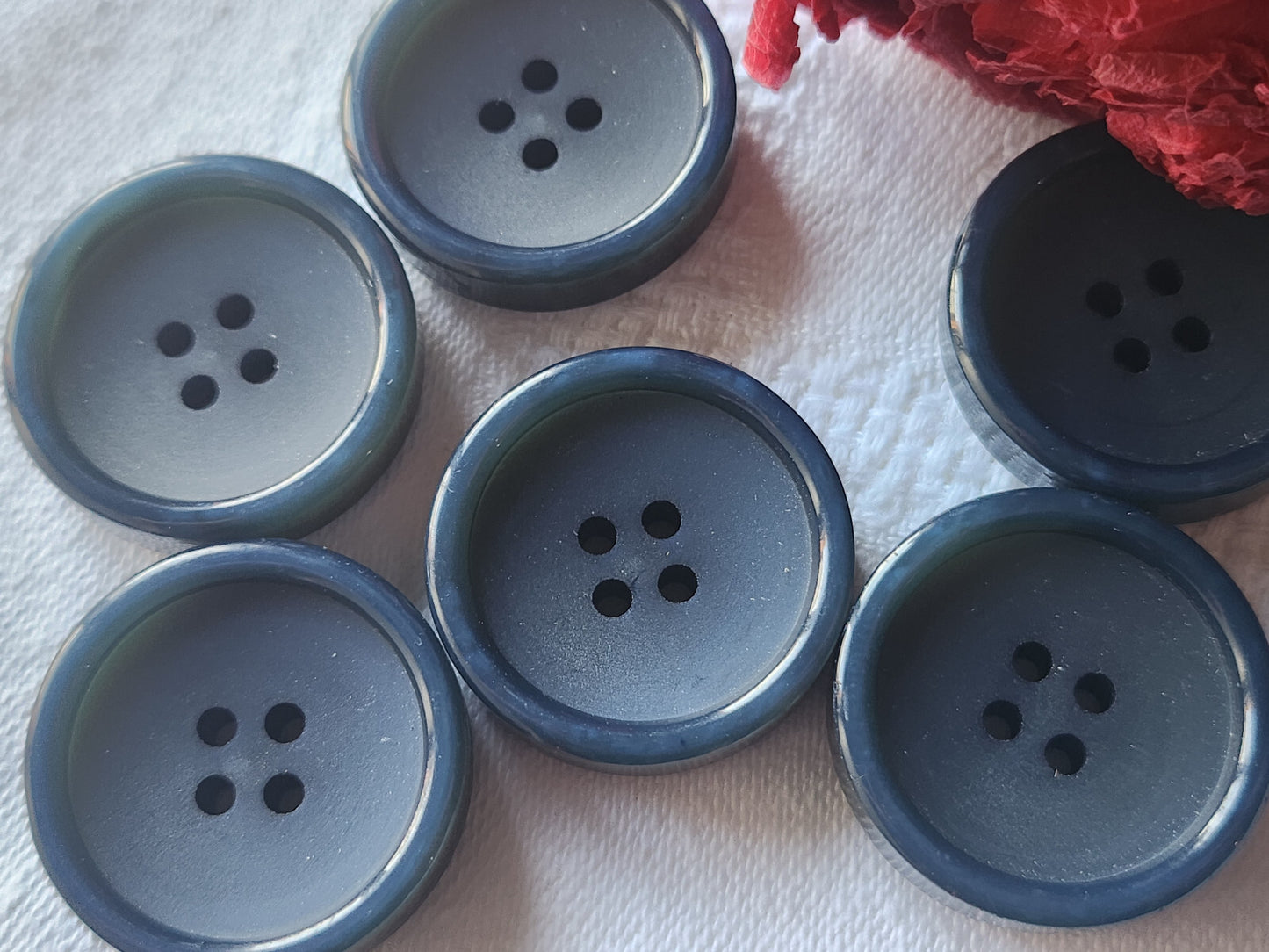 Lot 6 gros boutons vintage bleu 2,7 cm trous ref 4509