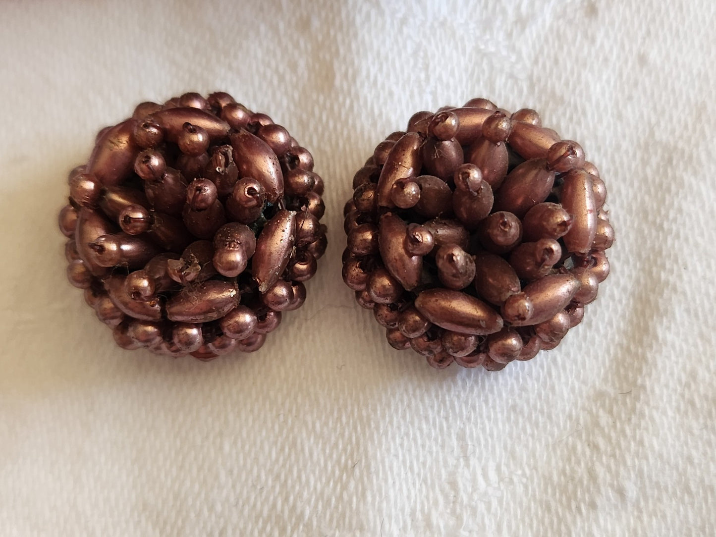 Duo boutons anciens torsade perle main bijoux parurier 2 cm D19K
