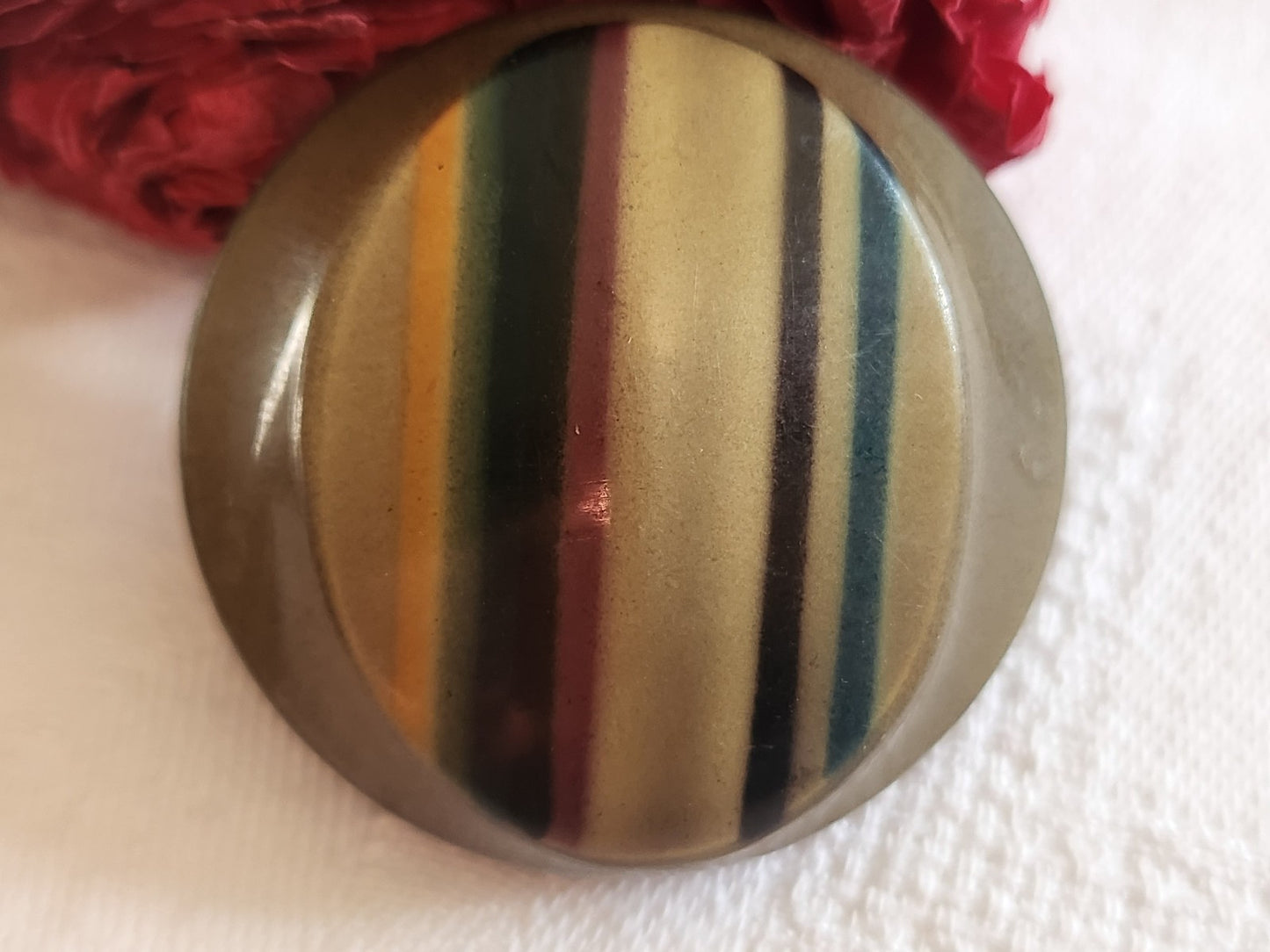 Enorme bouton ancien celluloïd pétillant multicolore 3,8 cm ou 38 mm ref 5883