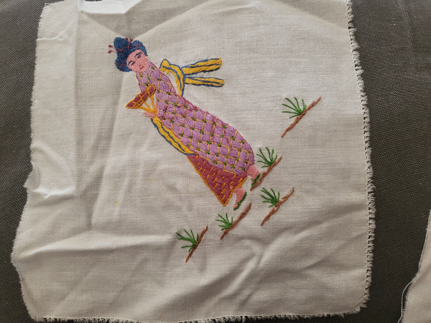 Duo broderies anciennes main couleur chinoise japonnaise T3-52