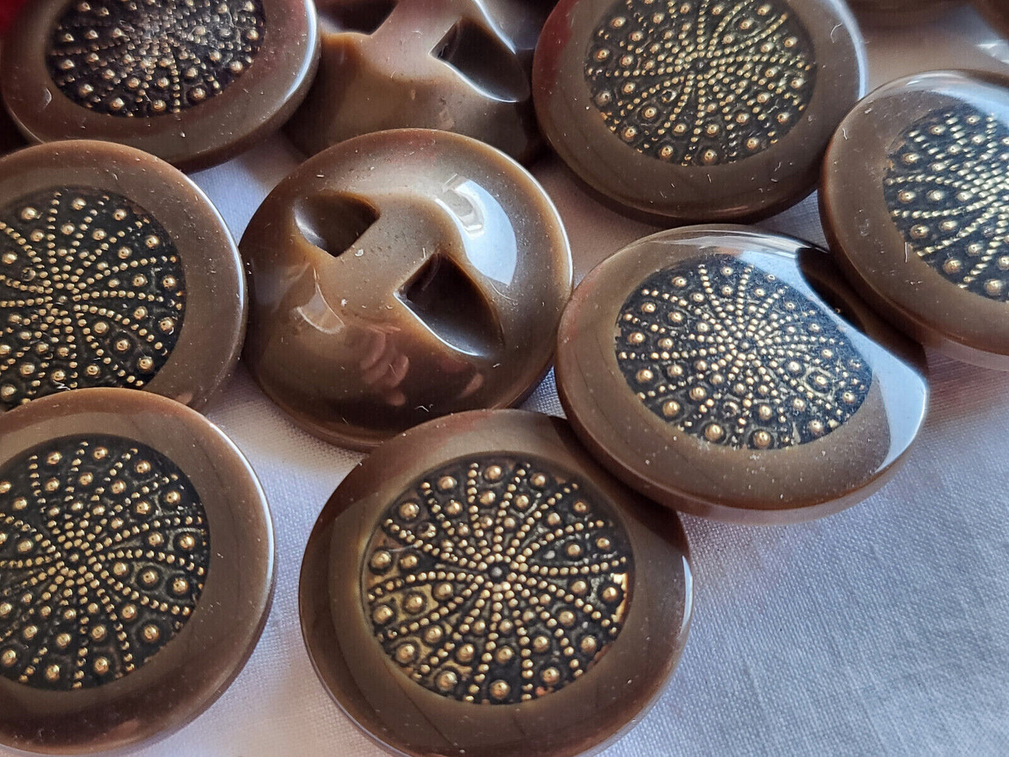 Lot 7 boutons vintage marron inclusion à pied élégants 1,8 cm ref 320