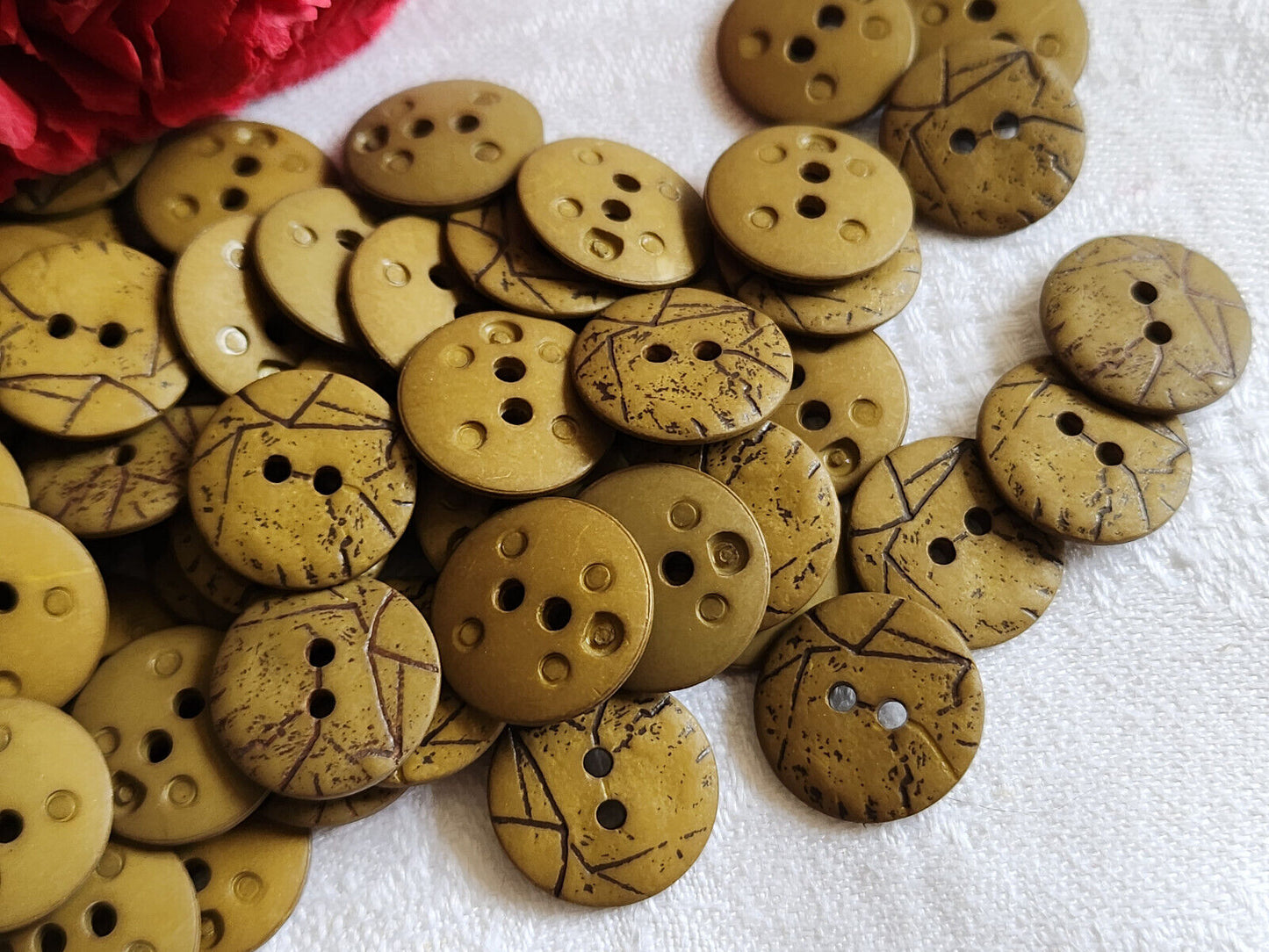 Lot 36 boutons vert marron effet veiné couture mercerie 1,4 cm ref 889