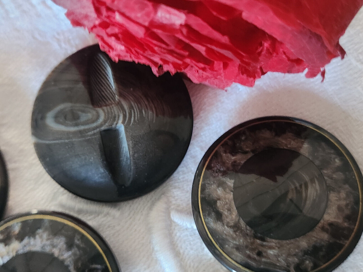 Lot 6 trés gros boutons vintage marron à pied reflet nacré 3 cm ref 3483