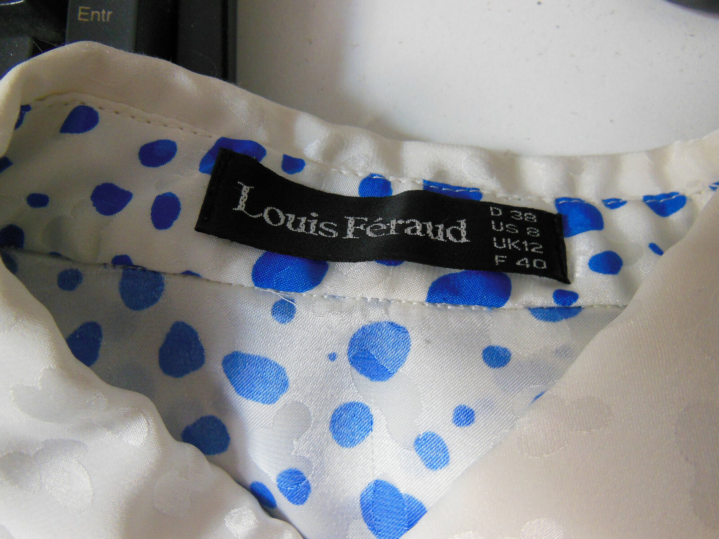 Pur vintage Louis Feraud chemisier lumineux blanc bleu taille 38?40? B6