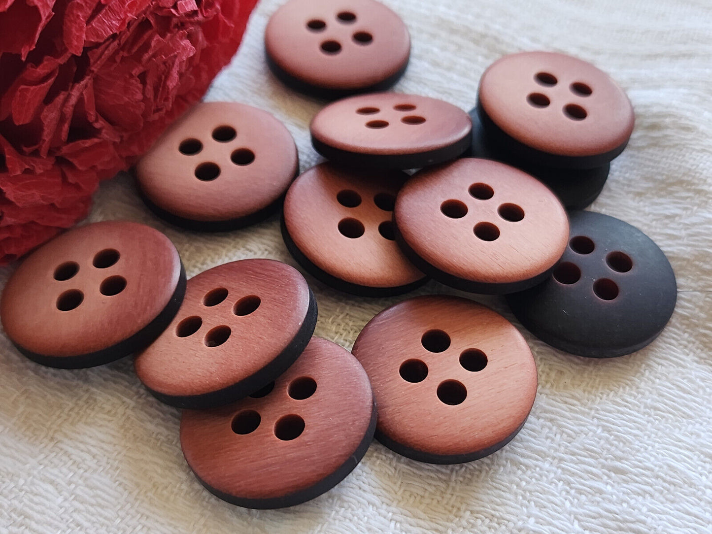 Lot 6 boutons vintage noir rose degradé mat trou diamètre 2 cm ref 1064