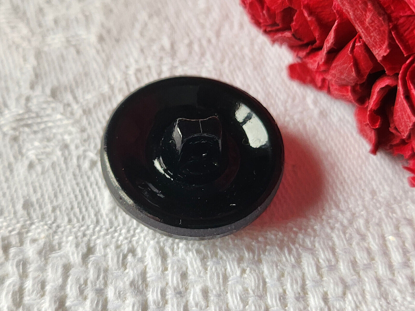 Bouton ancien en verre strié noir et argenté 2,2 cm pied ref 1524