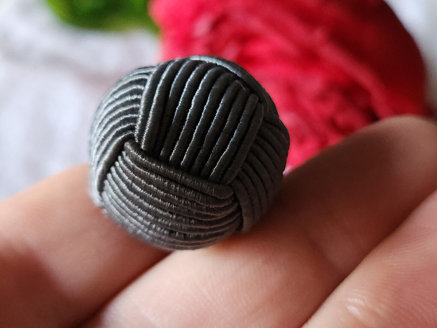 Gros boutons anciens passementerie gris boule grelot 2,4 cm ref 1438