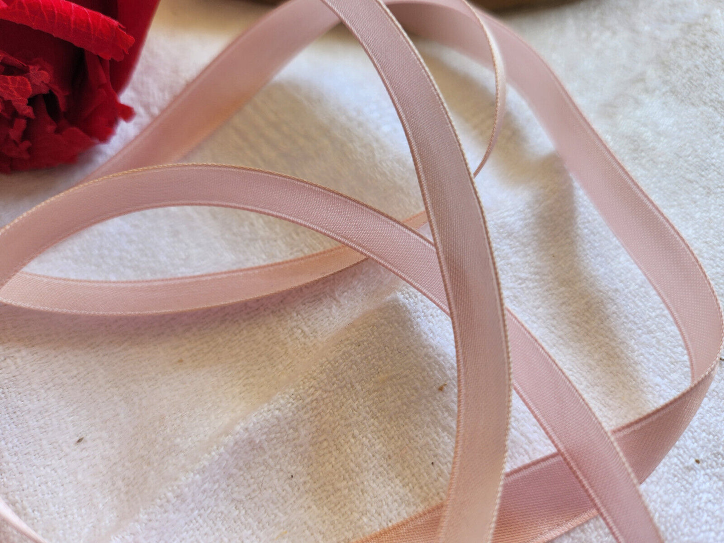 fin ruban ancien rayonne rose 5 mètres sur 1 cm modiste mercerie B5 n°11