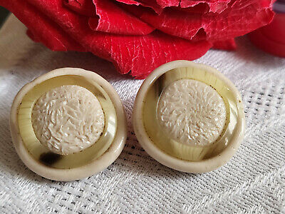 Duo boutons vintage en résine pour collection crème diamètre 2,1 cm G18D