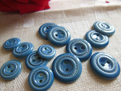 Lot 13 boutons vintage  bleu deux teintes  1,2 à 1,8 cm ref 4528
