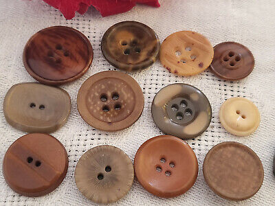 Panaché lot 12 boutons anciens en corozo  1,2 à 2,2  cm collection ref 5099