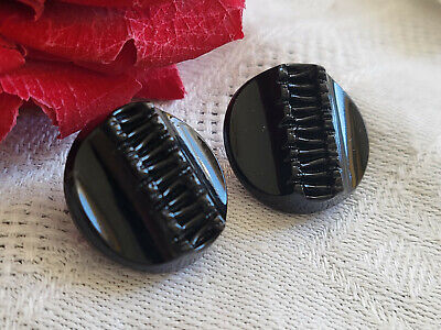 Duo boutons anciens en verre noir fort relief à pied 1,7 cm ref 5269