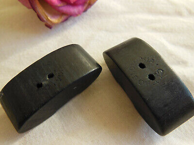 Duo gros boutons anciens  en bois  original epais 1,4 sur 3,4 cm G11K
