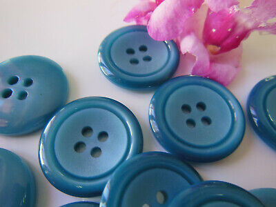 Lot 10 boutons vintage bleu  4 trous diamètre 2,1 cm ref 2474